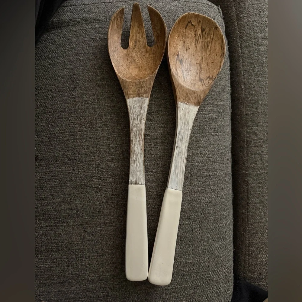 New Elegant Wooden Salad Server Set with Cream coated Handles T10